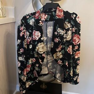SHEIN Black Floral Blazer